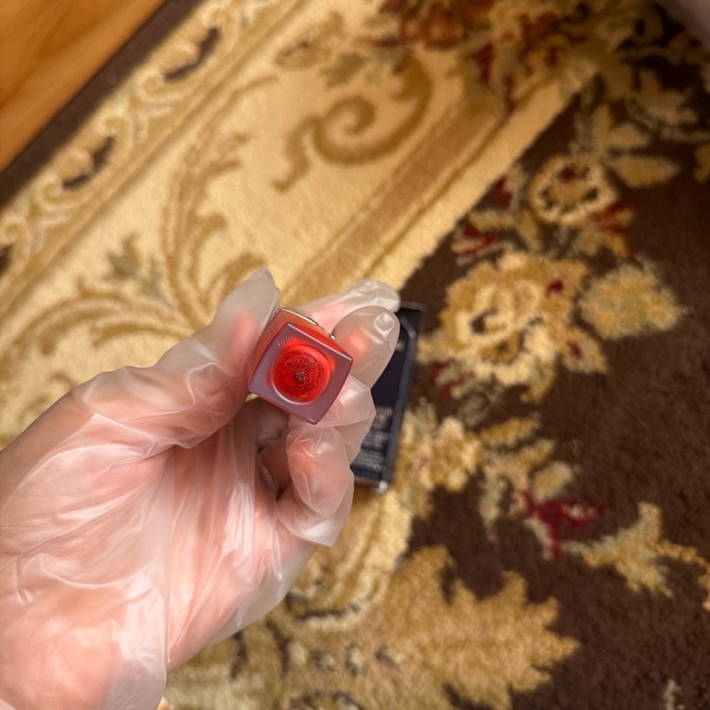 Dior Luxurious Red Lip Gloss 999 - Picture 2 of 2
